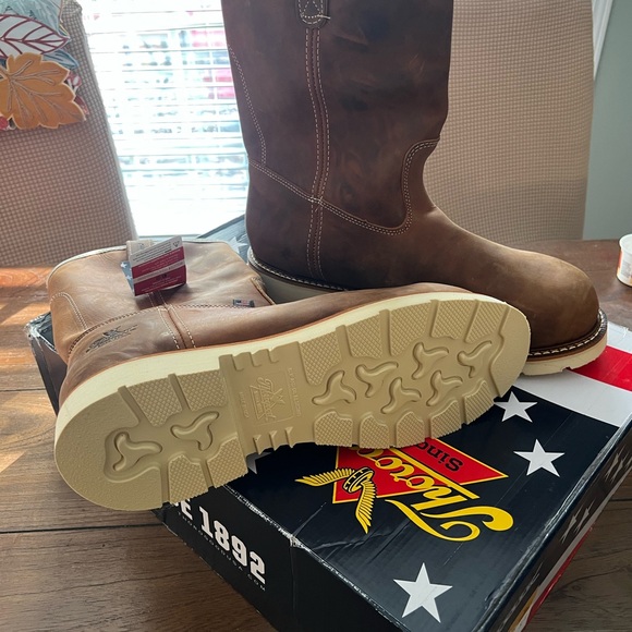 Thorogood - Picture 4 of 4